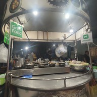 อาหร่อยชี้ป (A-ROI CHEAP) ตลาดพญาไม้ วงเวียนเล็ก