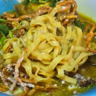 ข้าวซอยแม่ฟอง