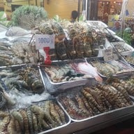 ตลาดโต้รุ่งหัวหิน