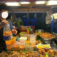 ไก่เขย่าไก่ทอด หาดวอน