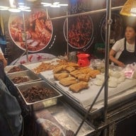 ตลาดโต้รุ่งหัวหิน