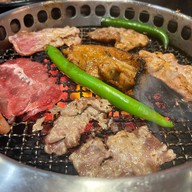 AKA เดอะมอลล์งามวงศ์วาน