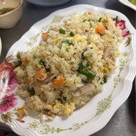 ต้มยำ /ตามสั่ง ทุกอย่าง 40 ปากซอยท่าดินแดง 10