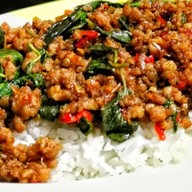 ข้าวกระเพรา-ครัวที่บ้าน