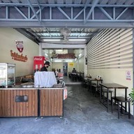 โกกิก๋วยเตี๋ยวเนื้อ (Koki Beef Noodle) สันติธรรม