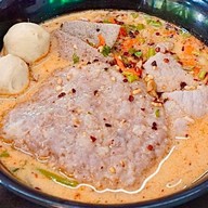 สมใจ ก๋วยเตี๋ยวต้มยำ หนองฮ่อ