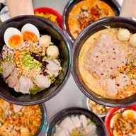 สมใจ ก๋วยเตี๋ยวต้มยำ หนองฮ่อ
