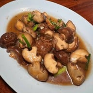 เล็กเสี่ยวหงส์