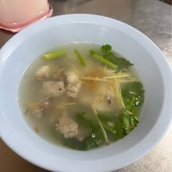 ต้มยำ /ตามสั่ง ทุกอย่าง 40 ปากซอยท่าดินแดง 10