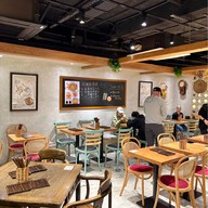 เมนูของร้าน Lady 13 Kitchen