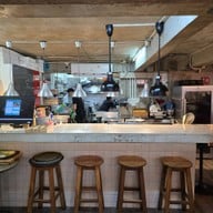 Billy’s Smokehouse Bangkok มหาทุนพลาซ่า