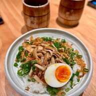 เมนูของร้าน Lady 13 Kitchen