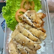 เมนูของร้าน ซูชิมั้ย สาขาเมืองยะลา สะเตง