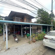 ก๋วยเตี๋ยวยายดำเตาฟืน