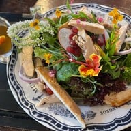 เมนูของร้าน เดอะ มัสแตง บลู