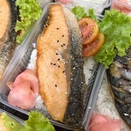 เมนูของร้าน ซูชิมั้ย สาขาเมืองยะลา สะเตง