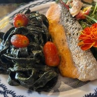 เมนูของร้าน เดอะ มัสแตง บลู