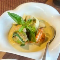 The Deck by the river โรงแรมอรุณเรสซิเด้นท์