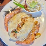 The Deck by the river โรงแรมอรุณเรสซิเด้นท์