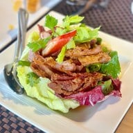 The Deck by the river โรงแรมอรุณเรสซิเด้นท์