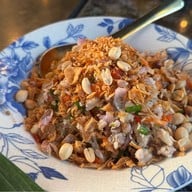 Rongros ถนนมหาราช
