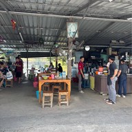 ก๋วยเตี๋ยวหมูซอย 12 (หนองข้างคอก)