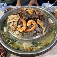 เฮียเชลล์หมูกะทะ ซ.เจริญนคร 46