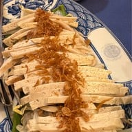 Le Dalat สุขุมวิท 23 (ประสานมิตร)