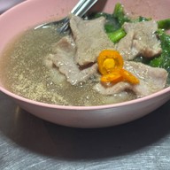 ราดหน้าดินแดงเจ้าอร่อย@หลังแฟลต5 ปากซ.ประชาสันติ ดินแดง