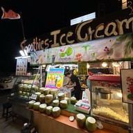ร้านน้ำผลไม้ Pattaya Beach Market