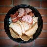 เมนูของร้าน ครัวตัว ต บ้านต้นสัตหีบ