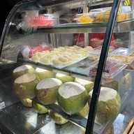 ร้านน้ำผลไม้ Pattaya Beach Market