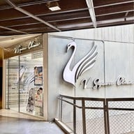 V Square Clinic Botox Filler Center Siam Square One ชั้น 6