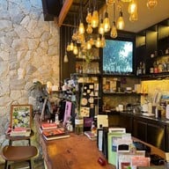 ร้านลุงป้าบ้านล่าง1991