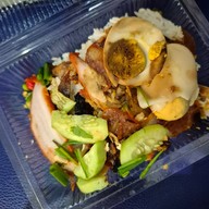 เฮงข้าวหมูแดง สุราษฎร์ธานี