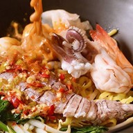 ก๋วยเตี๋ยวกั้งบ้านเพ - ระยอง บ้านเพ