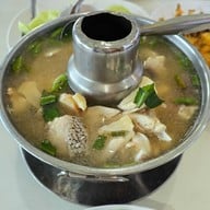 เมนูของร้าน Laemcharoen Seafood ระยอง