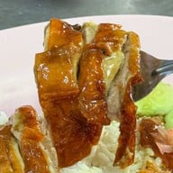 เฮียชัยเป็ดย่าง Hia Chai Ped Yang ตลาดฉัตรไชย - เจ้าดังหัวหิน