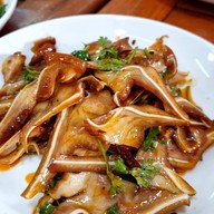 ร้านอาหาร ฟาฟา