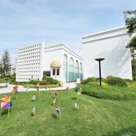 Whiteline Cafe & Restaurant HQ
