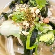 ว่างว่าง หมาล่าทั่ง สะพานยาว