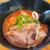 เมนูของร้าน มากับเส้น