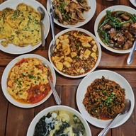 ร้านอาหาร ฟาฟา