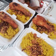 เมนูของร้าน อัมรินทร์ ไก่ทอดอิสลามหาดใหญ่