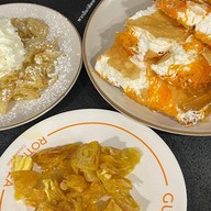 Rogu Roti at Jing Jai Village 
โรกุ โรตี สาขา จริงใจวิลเลท โรกุ โรตี สาขา จริงใจวิลเลท