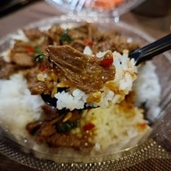 เมนูของร้าน เด่นจัง มทส. ประตู 4 (ฟรีไข่ดาว)