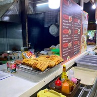 พี่อุ๊..อาหารตามสั่ง @ศูนย์อาหารราชดำเนิน -