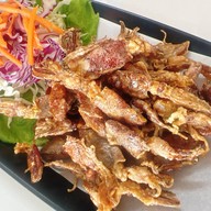 ร้านอาหาร บ้านทะเล แหลมผักเบี้ย