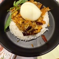 เมนูของร้าน บ้านหญิง Silom Complex ชั้น2