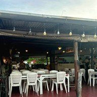 บรรยากาศ แหลมหินซีฟู้ด